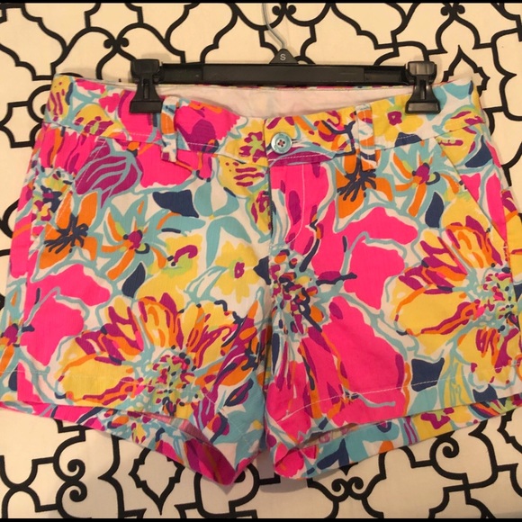 Lilly Pulitzer Pants - Lilly Pulitzer Callahan shorts size Besame Mucho